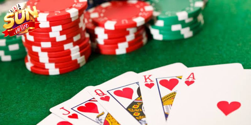 Baccarat Lucky 6 giữ luật baccarat chuẩn ở ba cửa chính